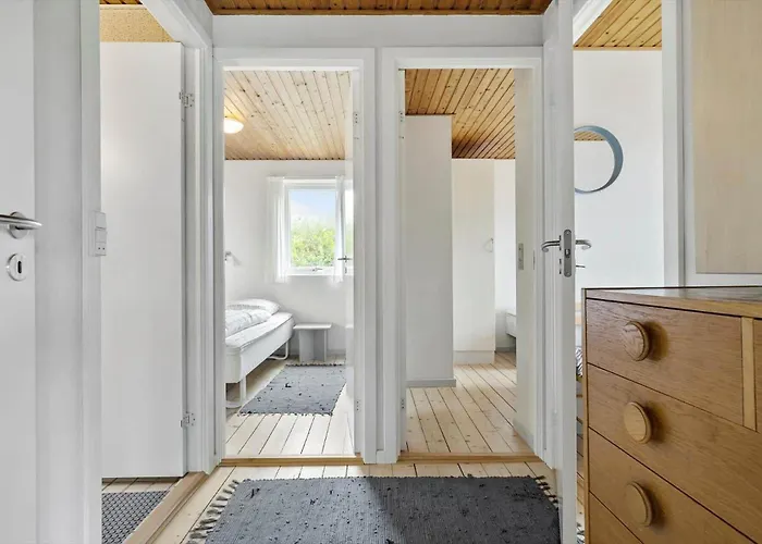 6621-allinge-langebjergvej-9-a بيت للعطل إلينغه